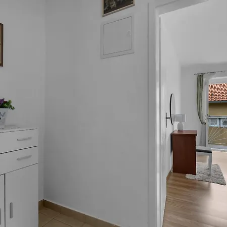 아파트 And Mila *