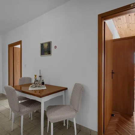 아파트 And Mila *